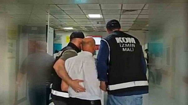 İzmir'de yolsuzluk operasyonu: Tunç Soyer'in gözaltındaki görüntüleri ortaya çıktı
